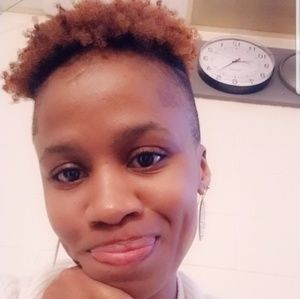 Meet your Posher, Coretta